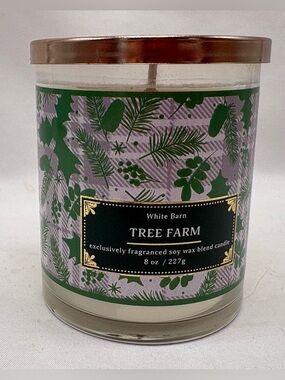 WHITE BARN “ TREE FARM” SCENTED CANDLE SINGLE WICK 8 OZ -New